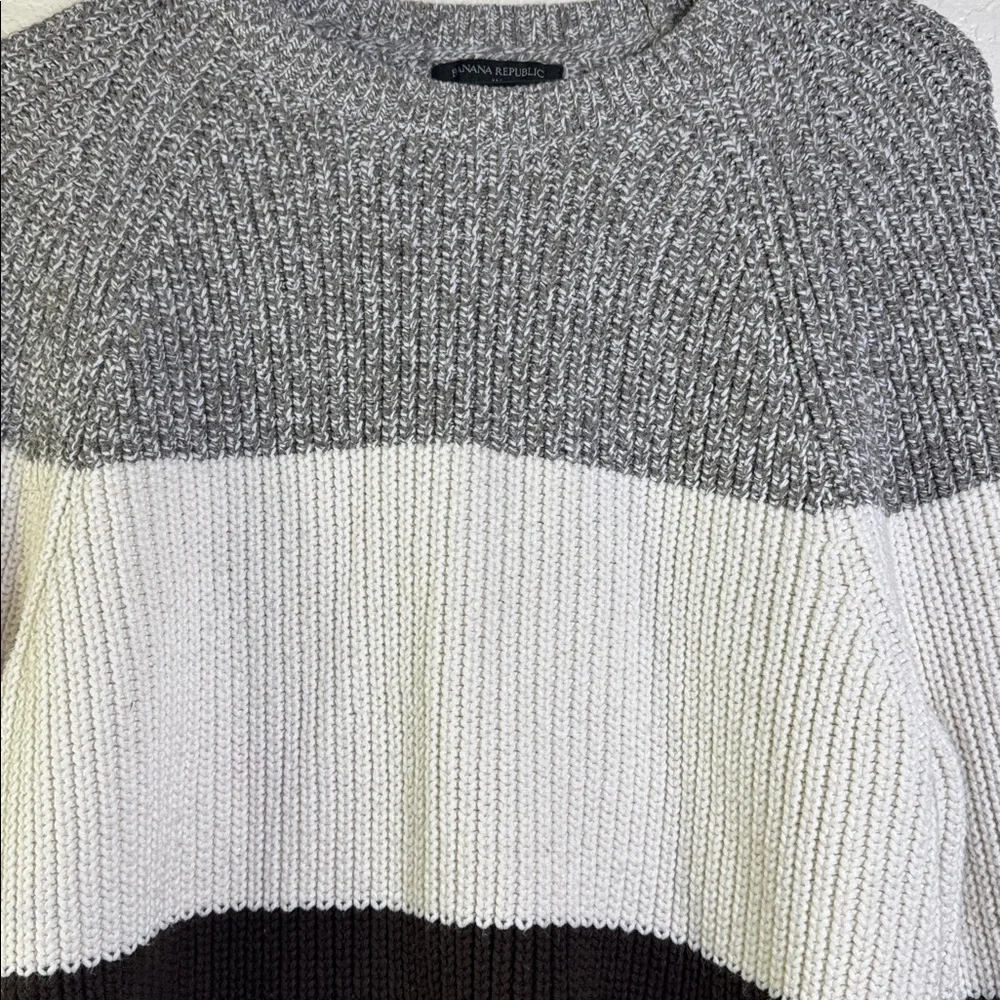 Banana Republic. Men's Gray, White, and Brown Sweater